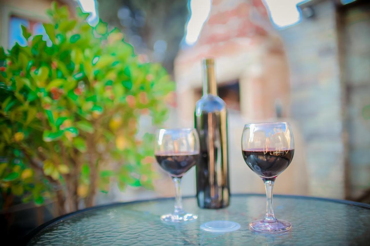 Wine Symphony Boutique Hotel Tbilisi Exteriör bild