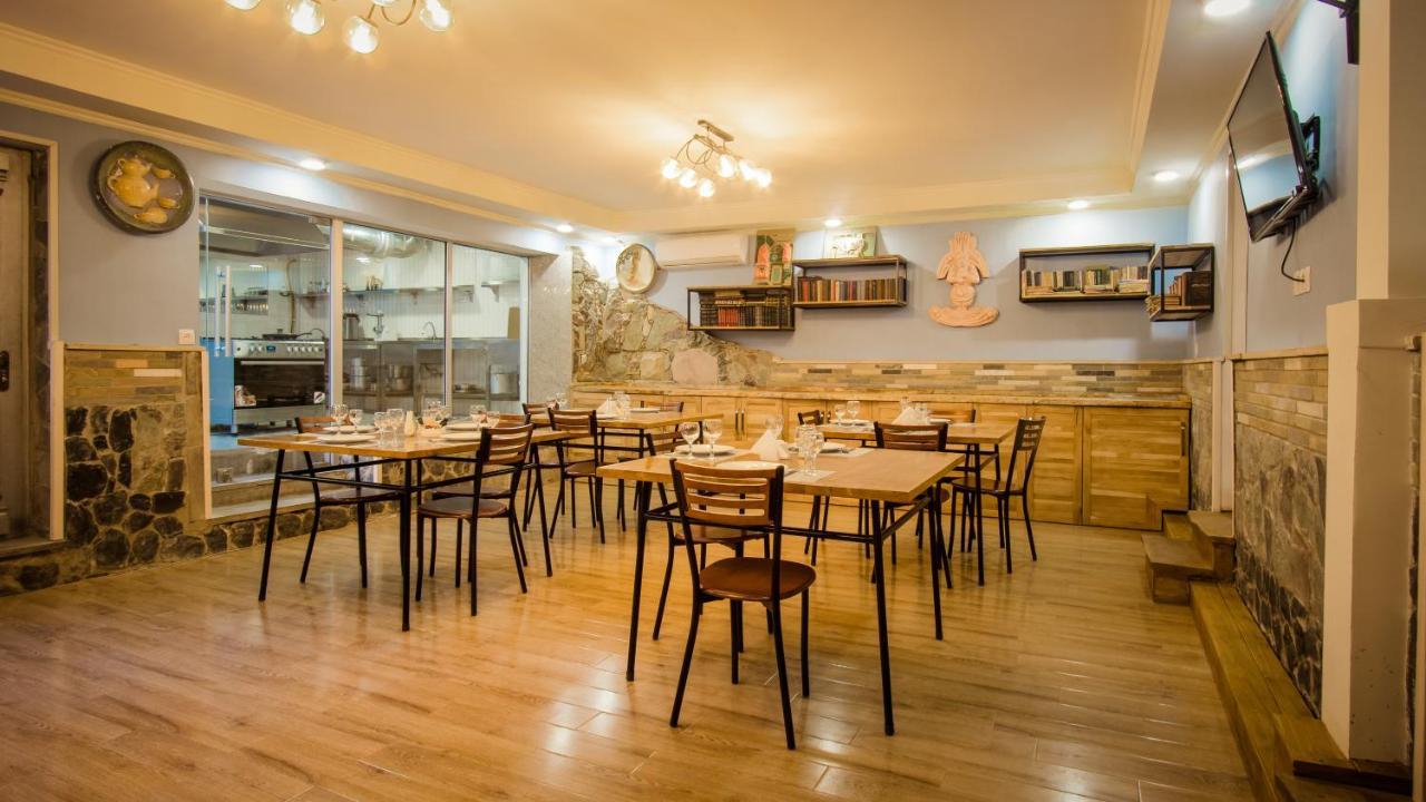 Wine Symphony Boutique Hotel Tbilisi Exteriör bild