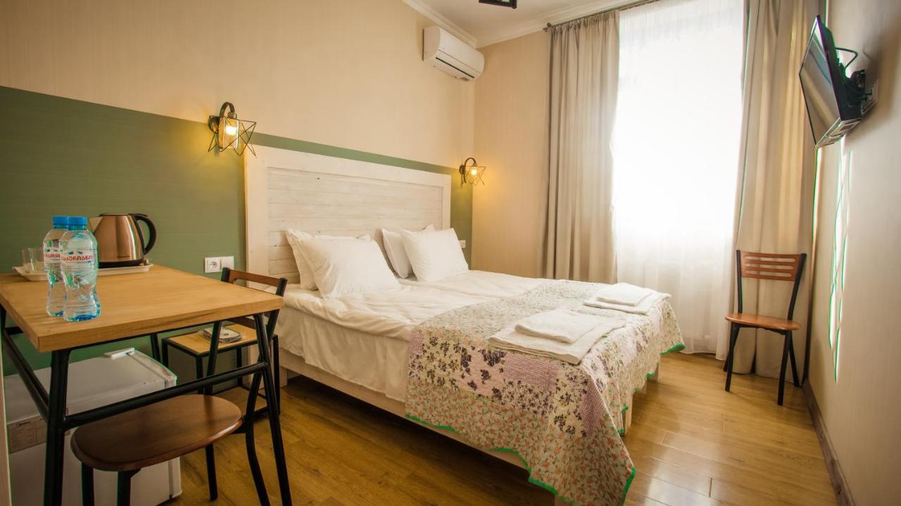 Wine Symphony Boutique Hotel Tbilisi Exteriör bild