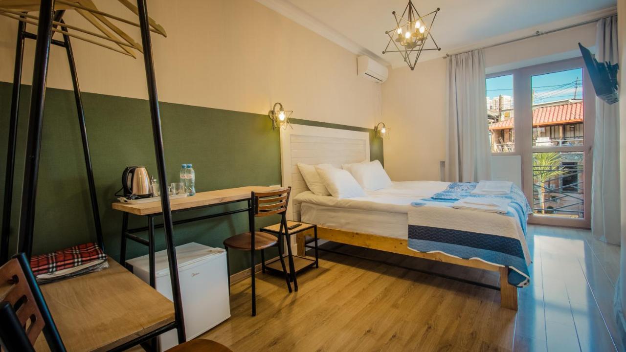 Wine Symphony Boutique Hotel Tbilisi Exteriör bild