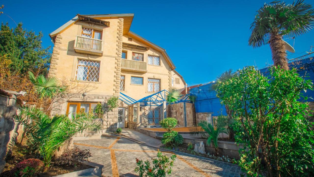 Wine Symphony Boutique Hotel Tbilisi Exteriör bild